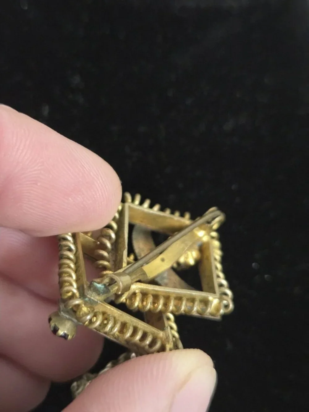Antique Victorian Gilt Brass Brooch Paste Stones & Red Glass, Added Safety Chain - Picture 6 of 16